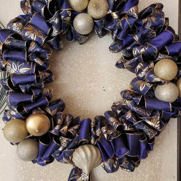 Handmade Wreaths - Picture 3 of 6